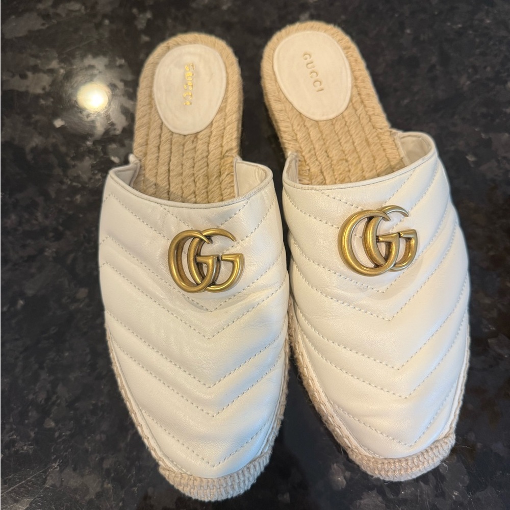 Gucci Women's White  Leather Mules with Gold Logo